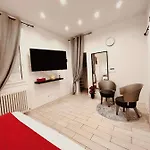Futura Suite Apartment