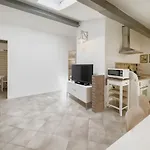 Realkasa Carro 7 Apartment