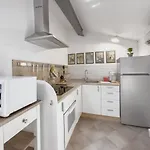 Realkasa Carro 7 Apartment