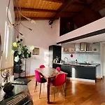 House Of Alchemy - San Luca - Stadio
