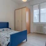 Spacious Apartment X5 With Two Balconies!