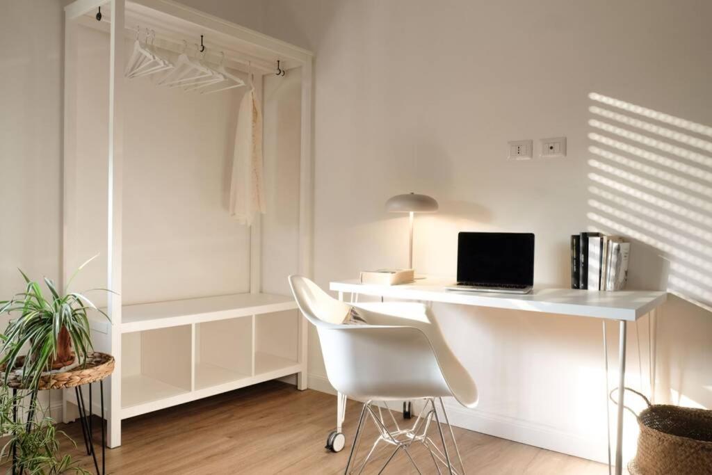 Casa Perrone, Ospedale Maggiore Bologna