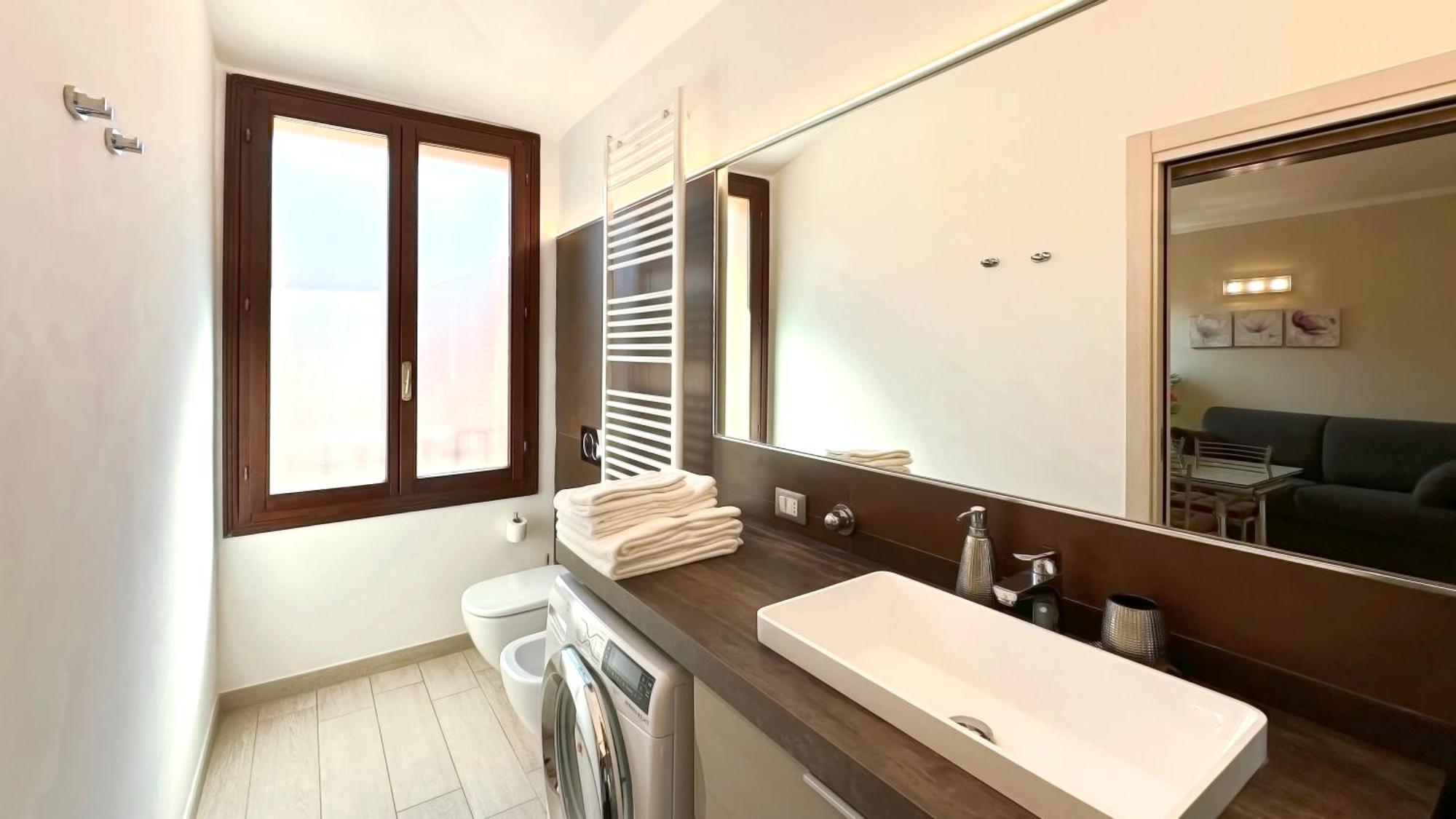 Int 5 - Elios Apartment Bologna