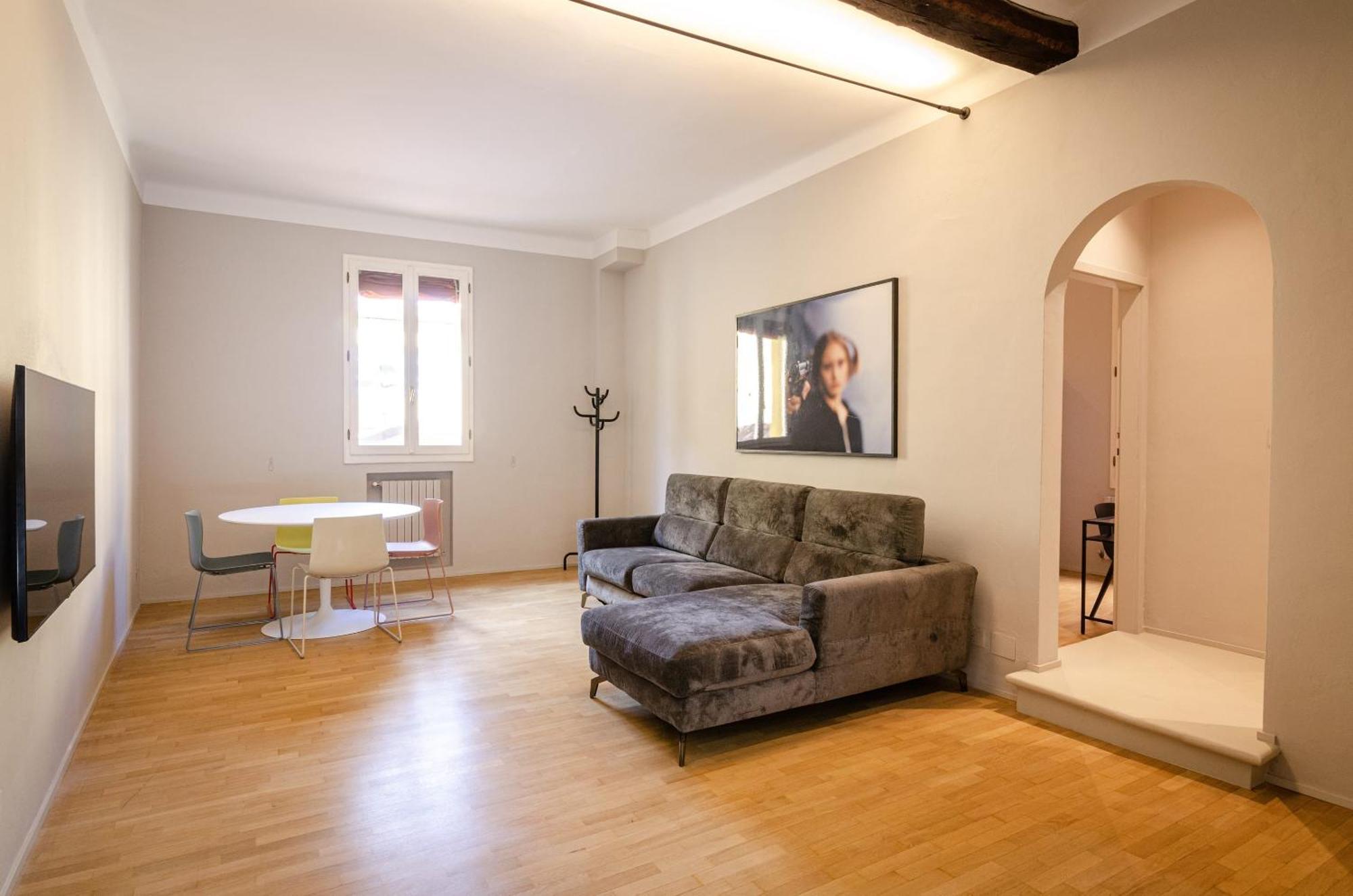 Luxury 2bed In Location Apartment Bologna