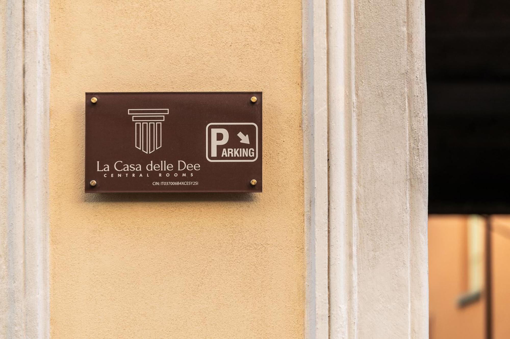 La Casa Delle Dee - Self Check-in Guest house Bologna
