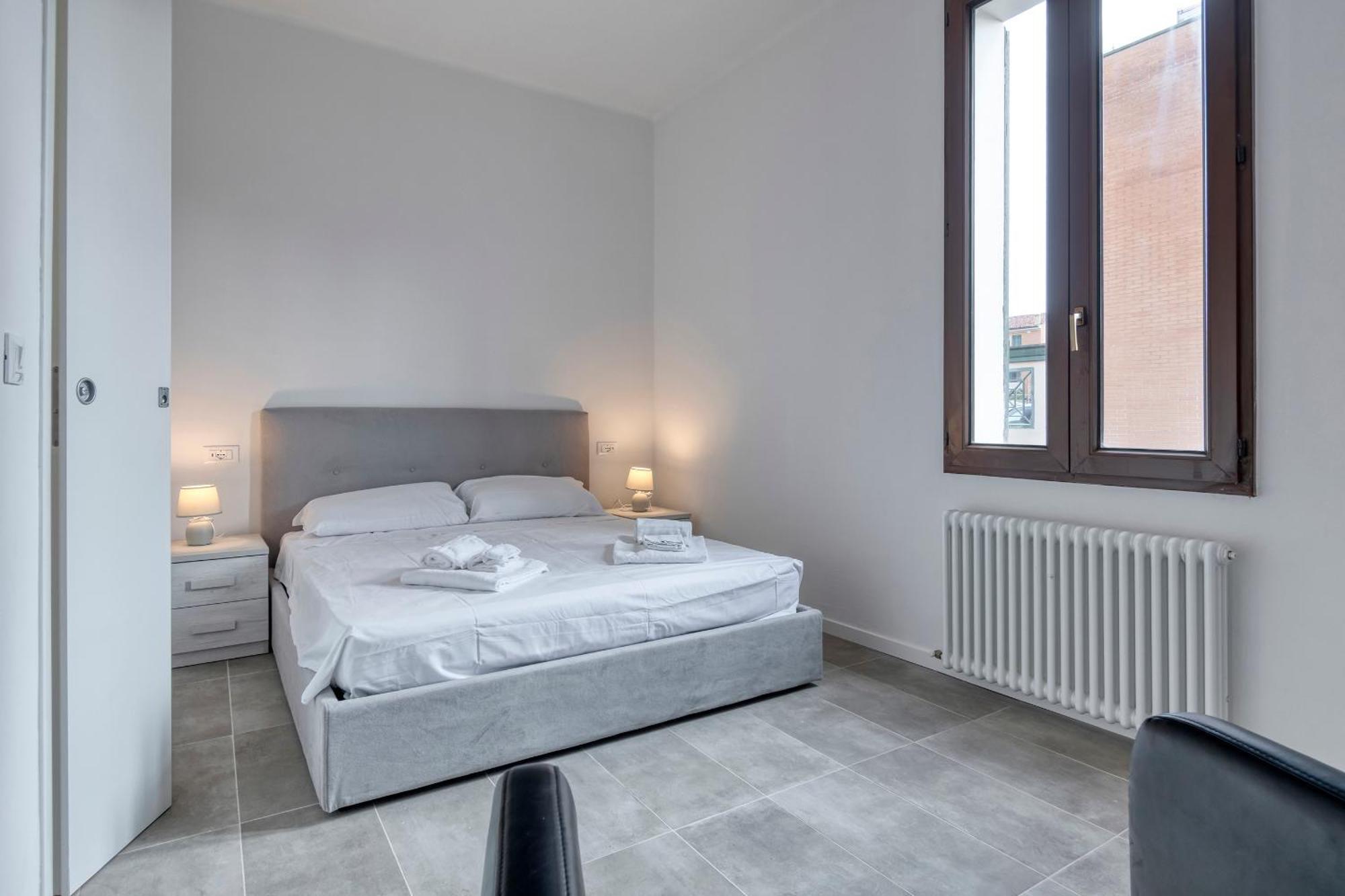 Blueshouse Carracci Bologna