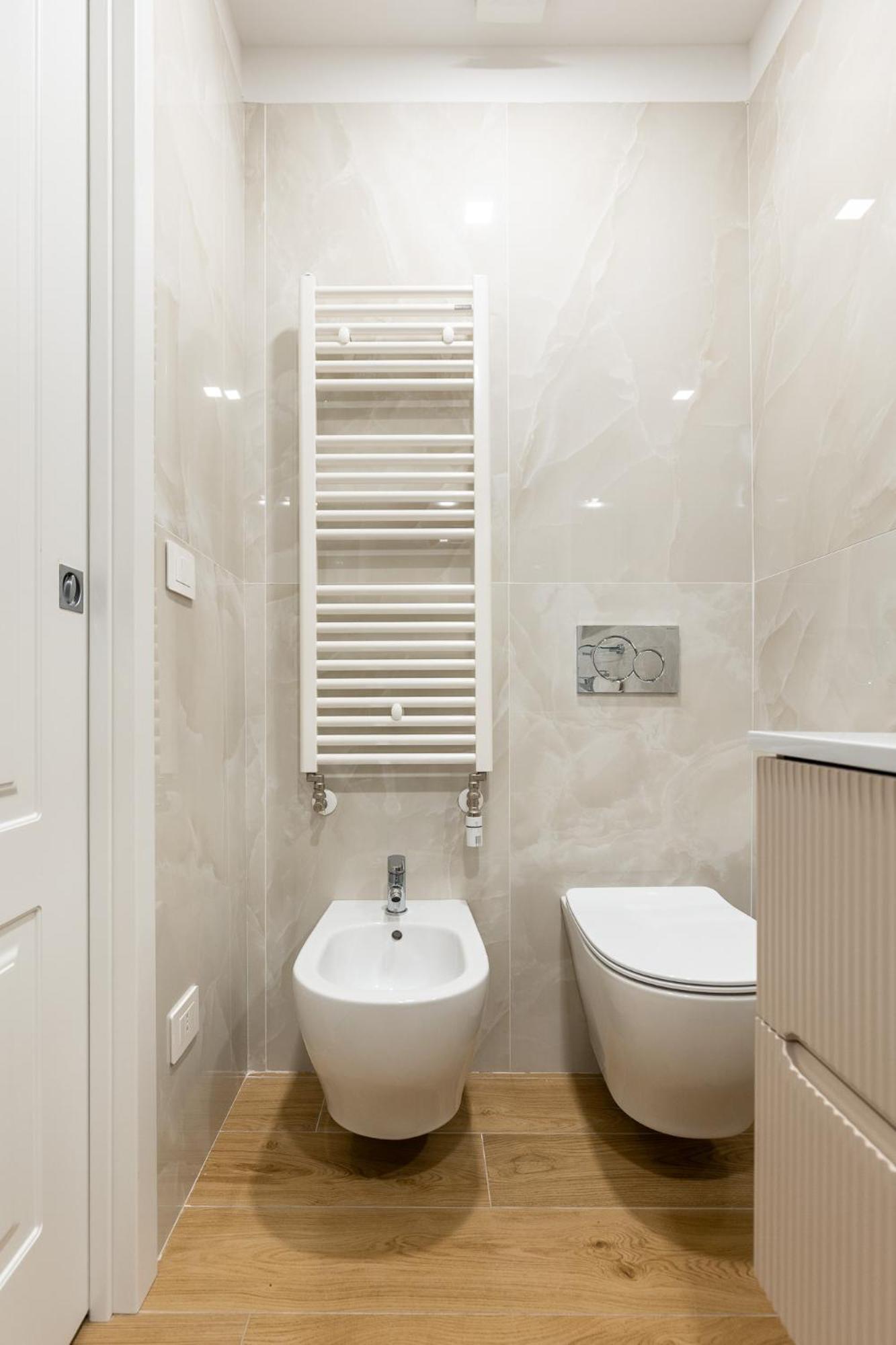 Apartment Silver Azzo Gardino N 9 Interno 4-3