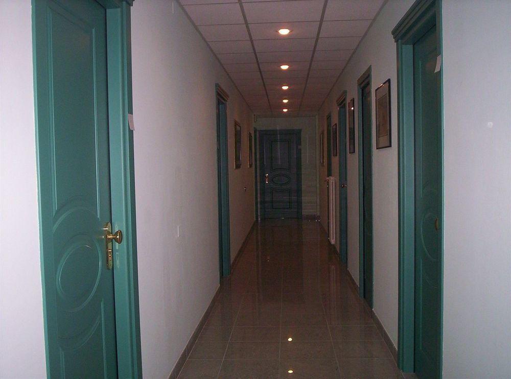 Ideale Hotel *