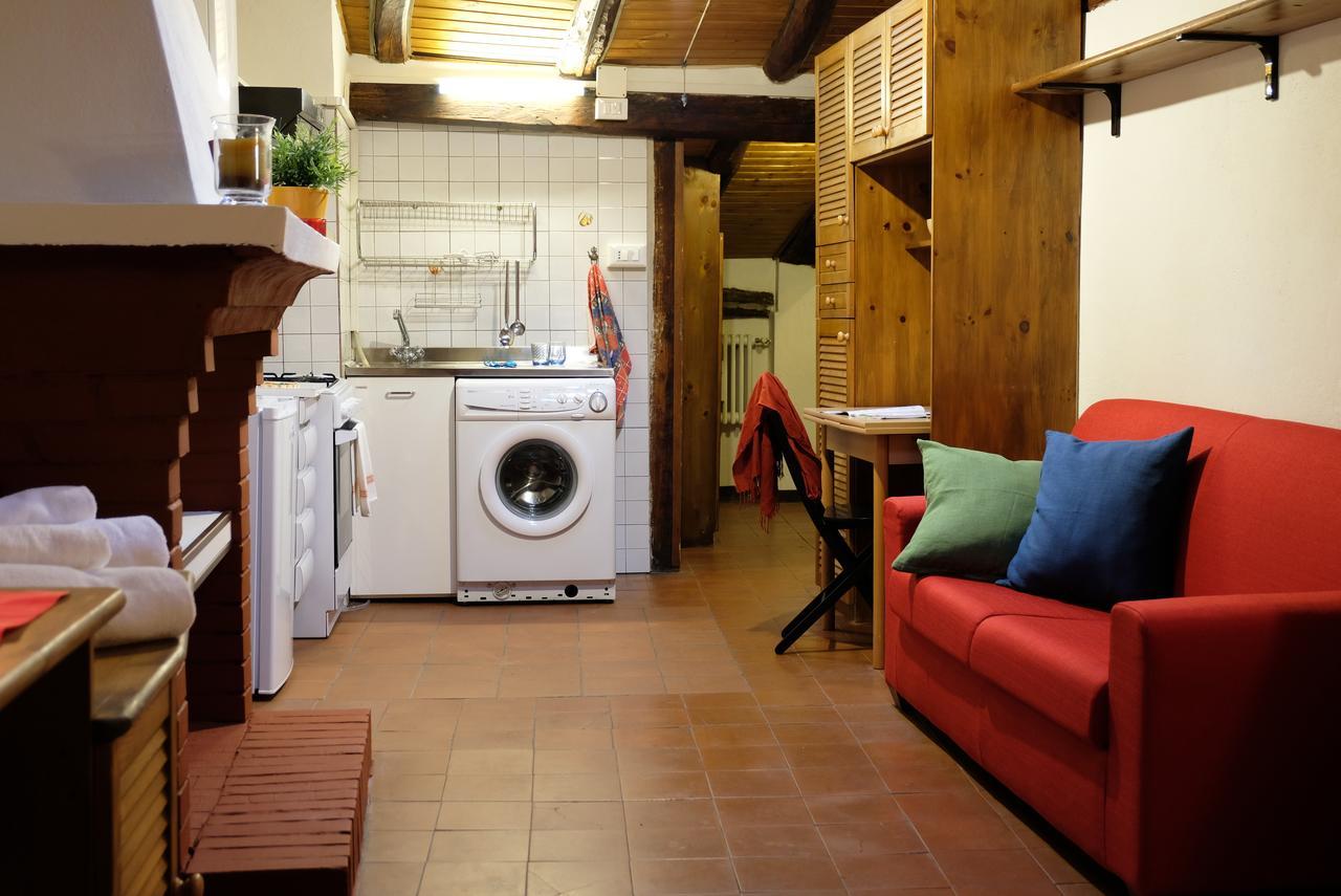 Castiglione Lovely Mansarda Appartement