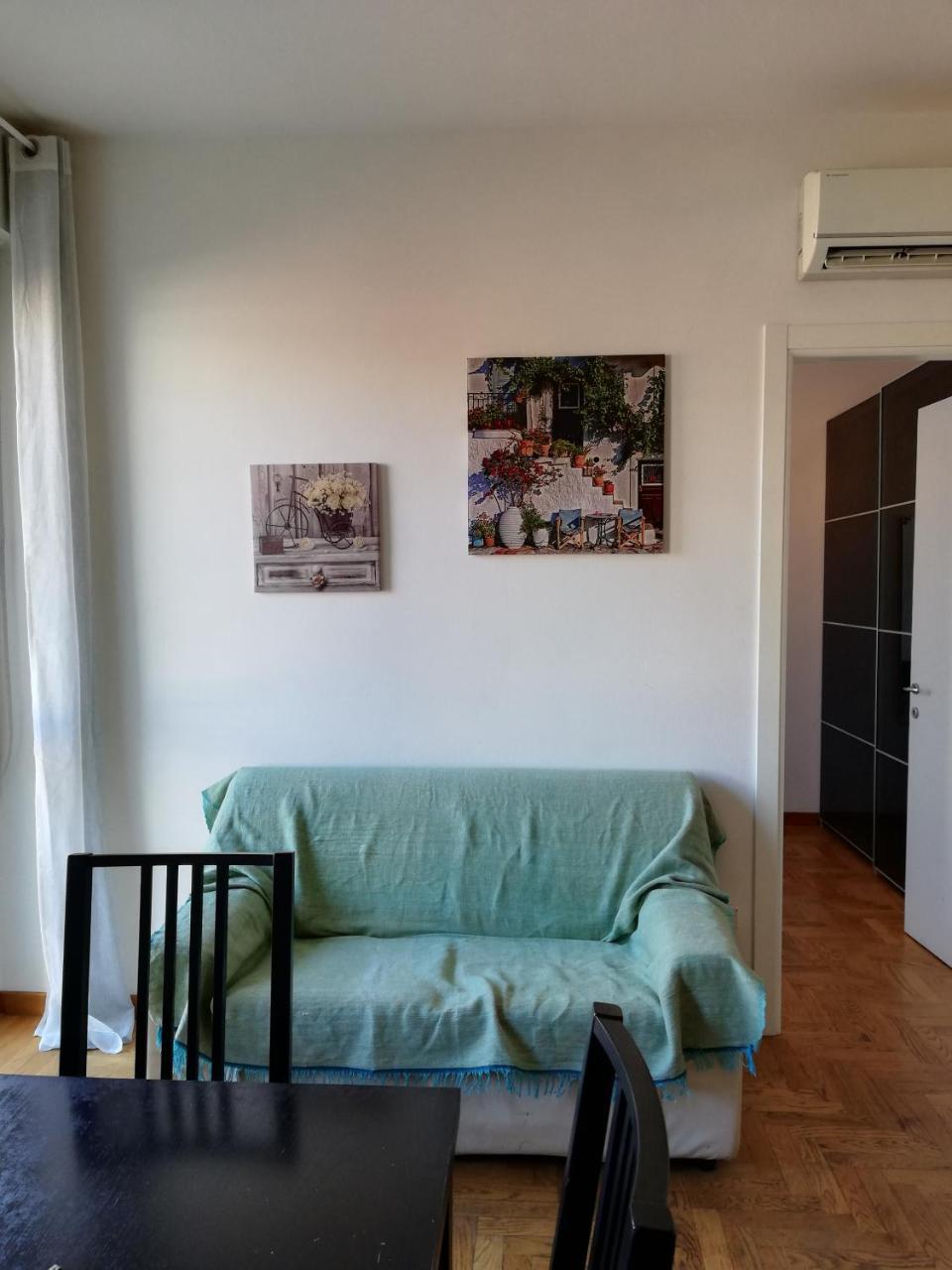 Marconi Apartment