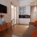 Ur-Nest Piazza Maggiore