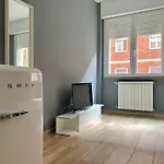 Appartamento in centro storico - via Mascarella - Università