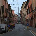 Affittacamere V Torre V Nigrisoli A Porta San Vitale