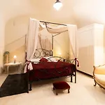 Residenza Aldrovandi Suite