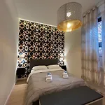 La Suite Deluxe Rooms & Apartments
