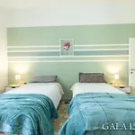 Gala158Uno