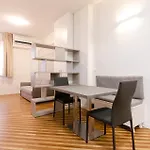 Ugo Bassi Lux Apartment