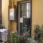Bologna House Due Torri Apartment