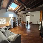 Graziosa Baita In Citta