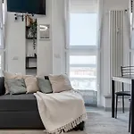 Front Station Apartment - Stazione Centrale Di Bologna