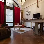 Housmart Castiglione 18