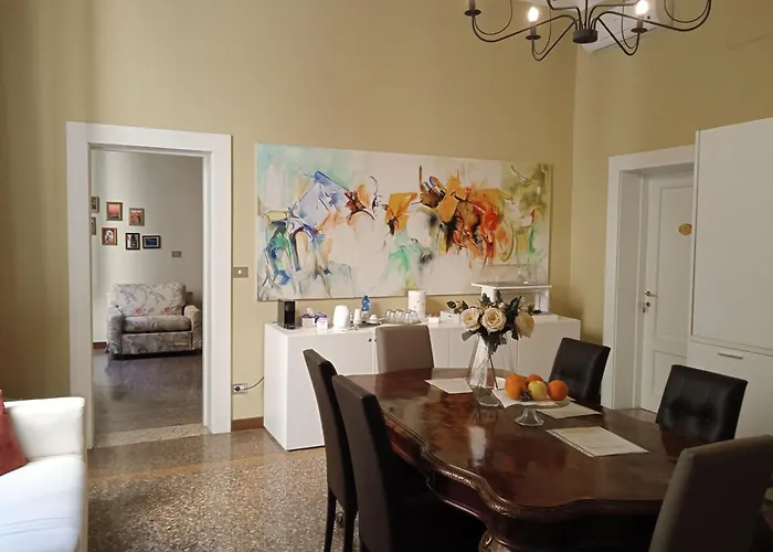 Rooms Hercolani