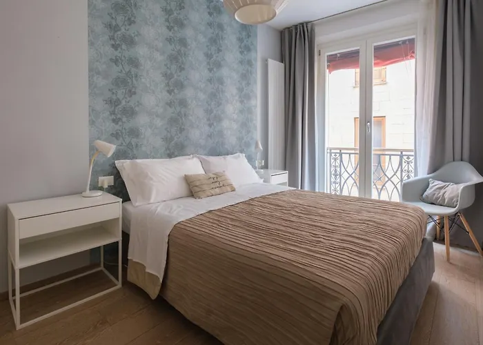 Bologna House Due Torri Apartment