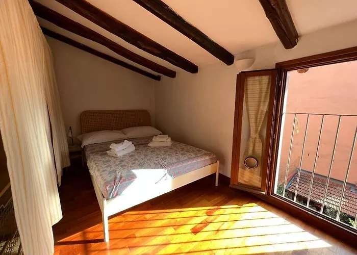 Casa Mirasole Center And Hills