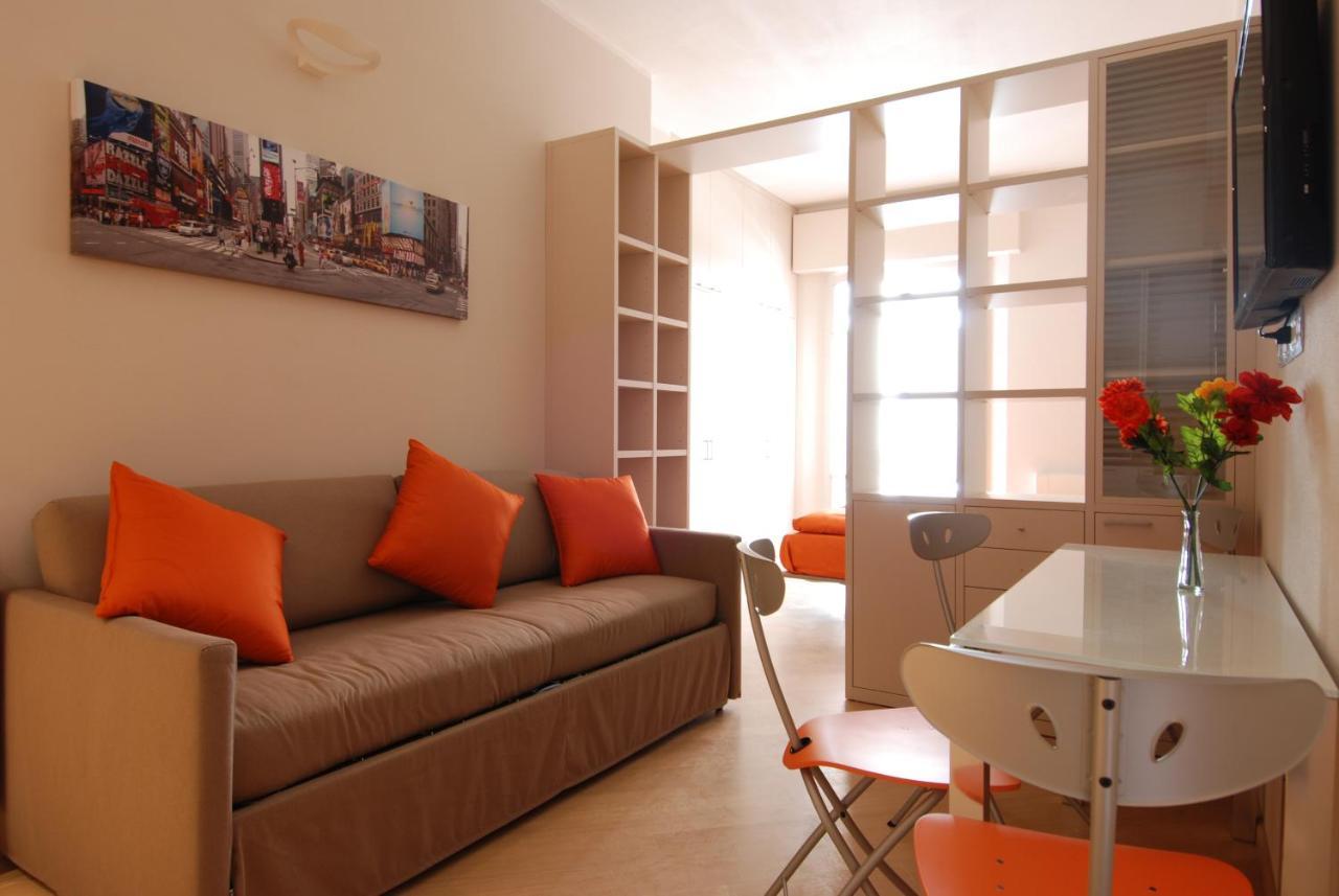Ur-nest Piazza Maggiore *