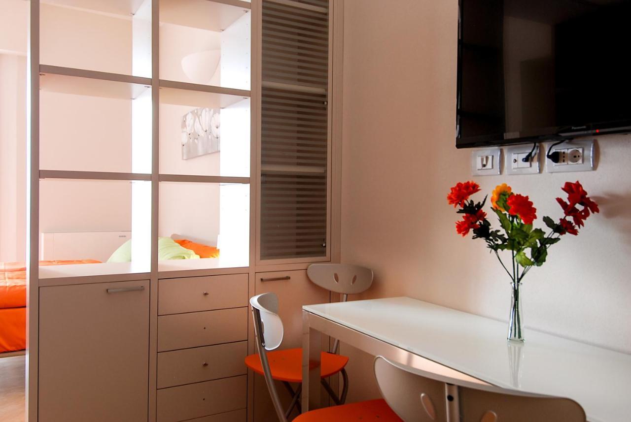 Ur-nest Piazza Maggiore *