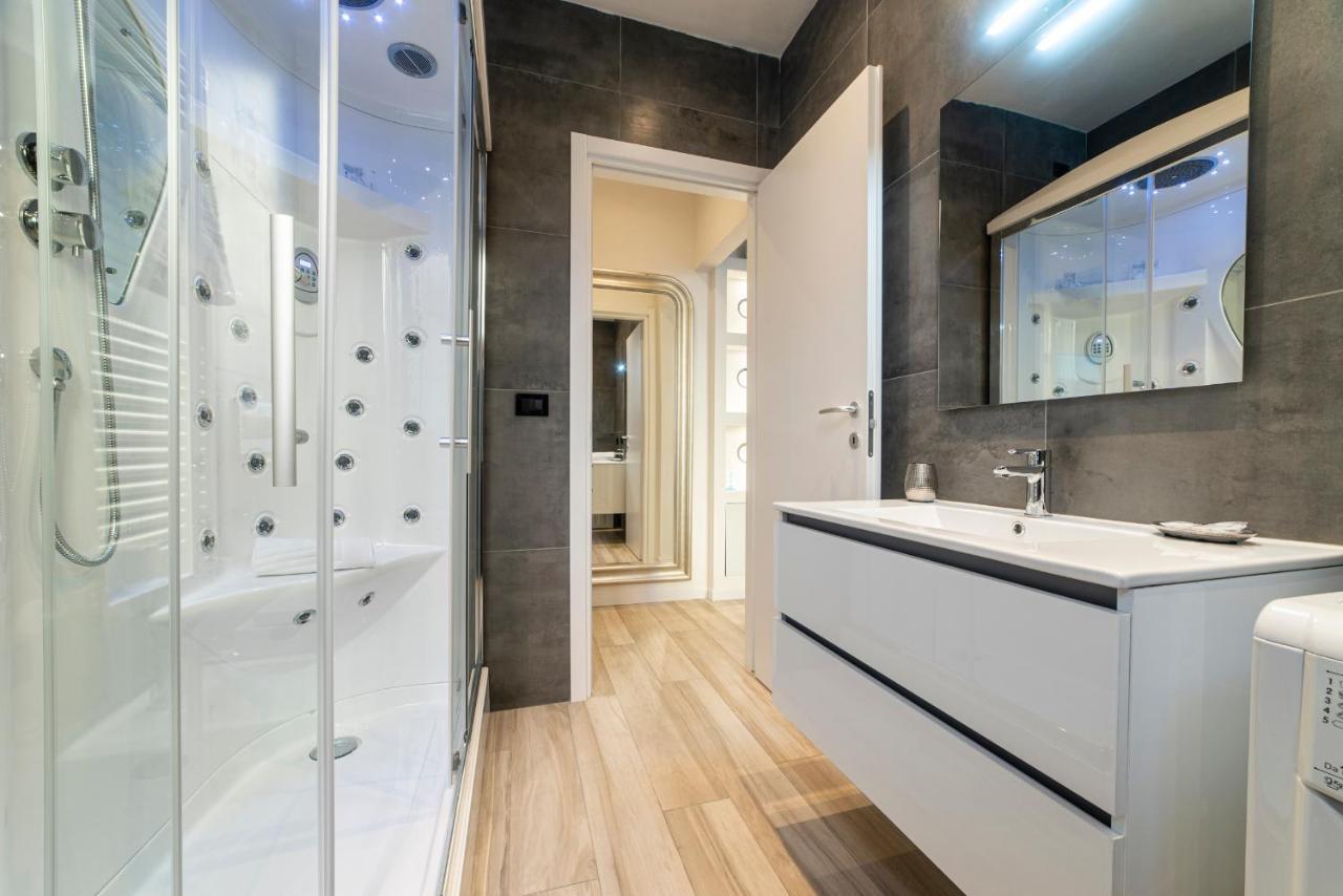 Fashion Silver Apartment