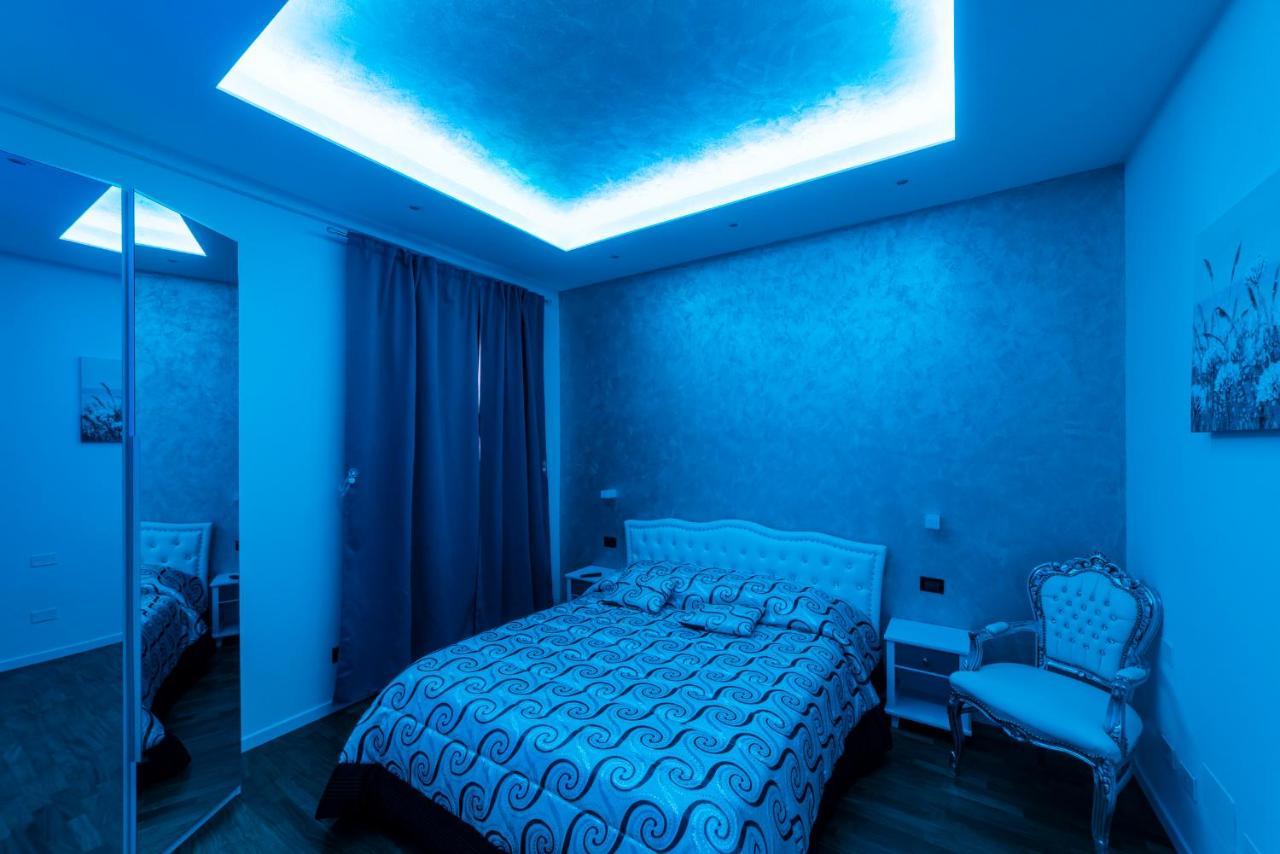Fashion Silver Apartment Bologna