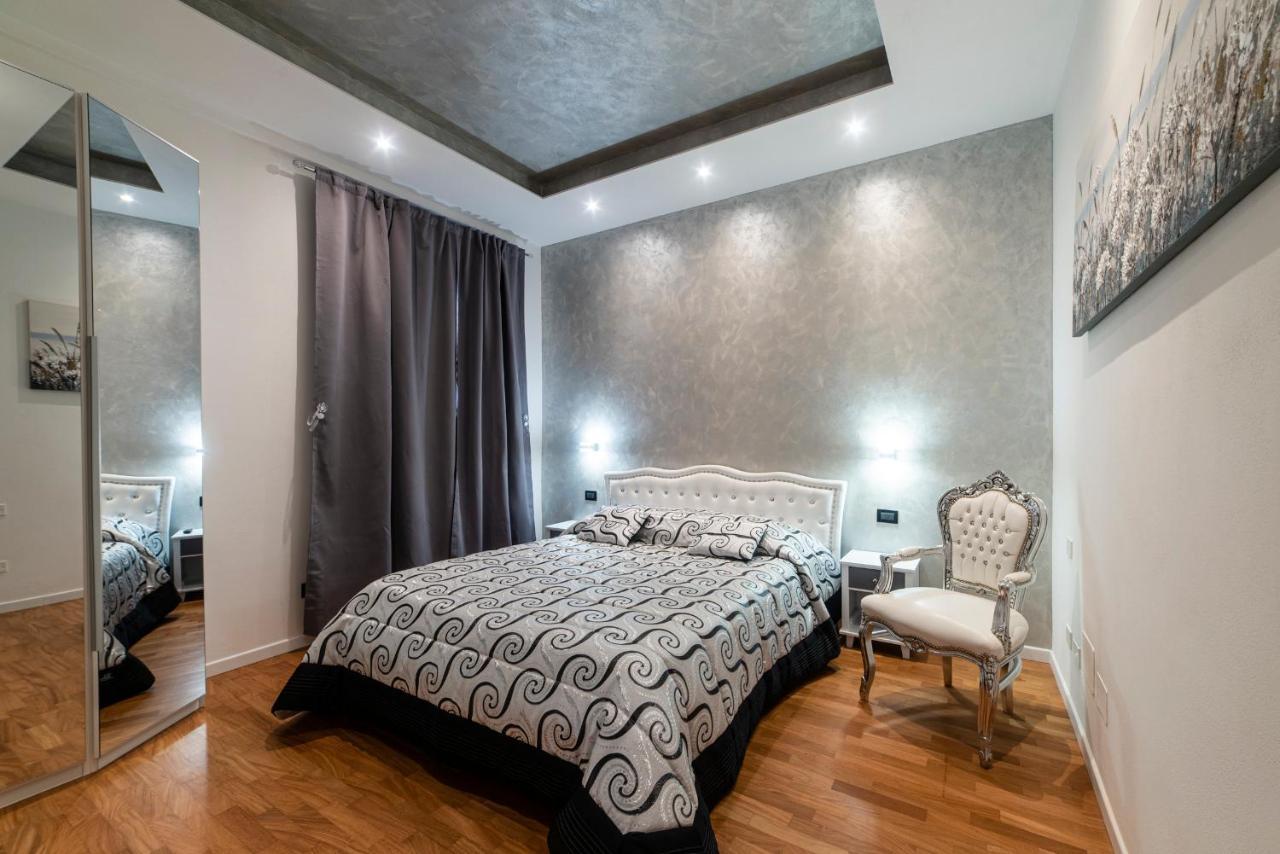 Fashion Silver Apartment