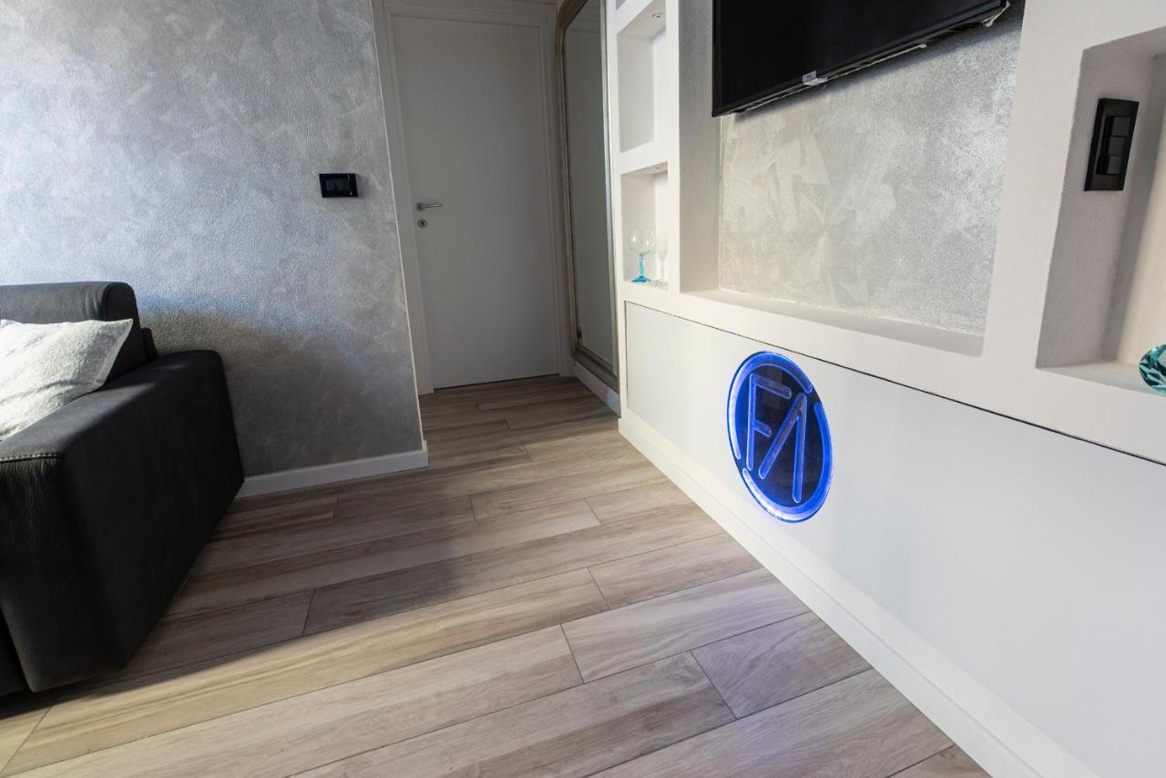 Apartment Fashion Silver Bologna