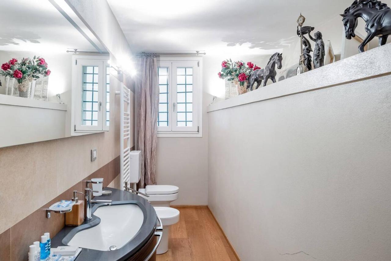 Fossalta Home, In The Heart Of The Historical Center *