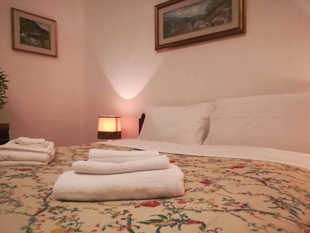 Colli Bed & Breakfast