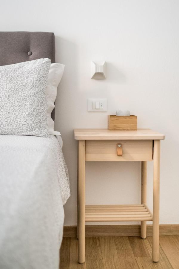 Apartment Canonica *