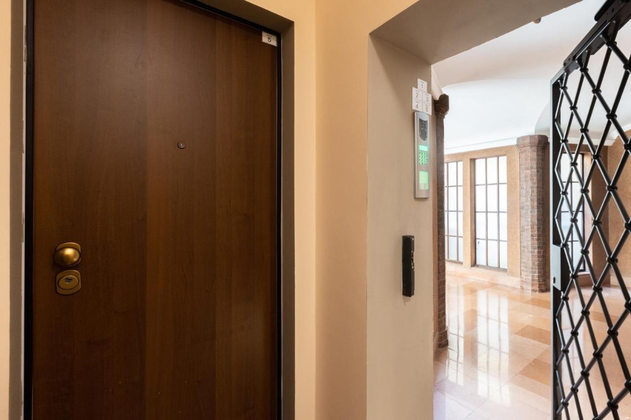 Goito 4, By Short Holidays Apartment *
