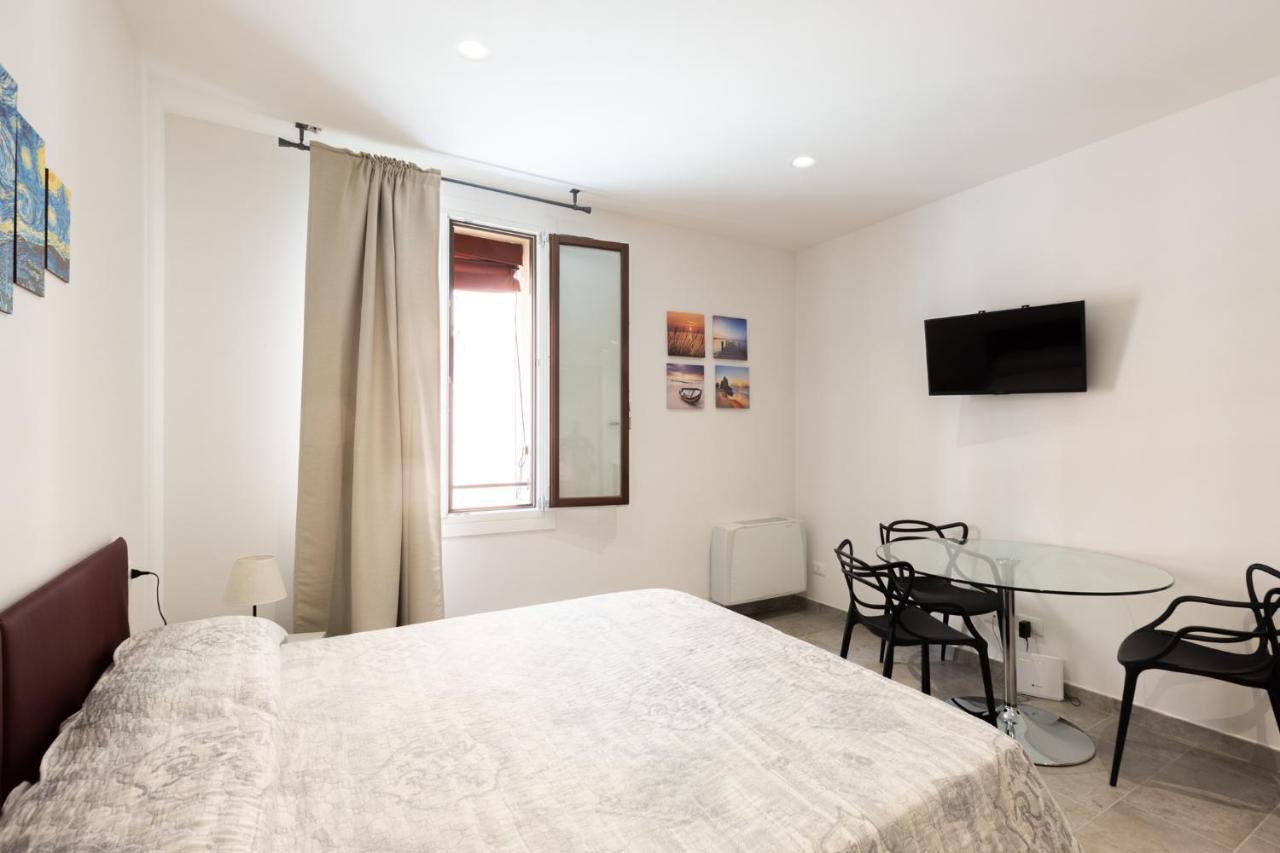 Goito 4, By Short Holidays Apartment Bologna