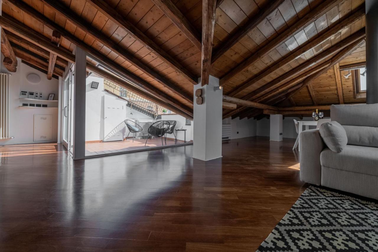 Realkasa Attico Indipendenza Apartment