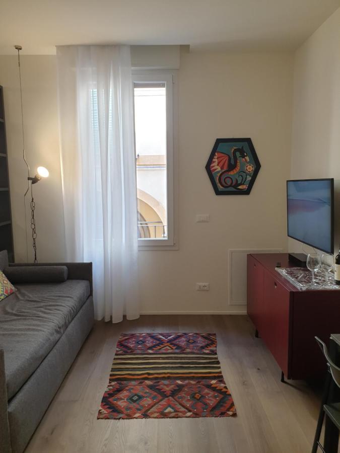 Saint George And The Dragon Apartment Bologna