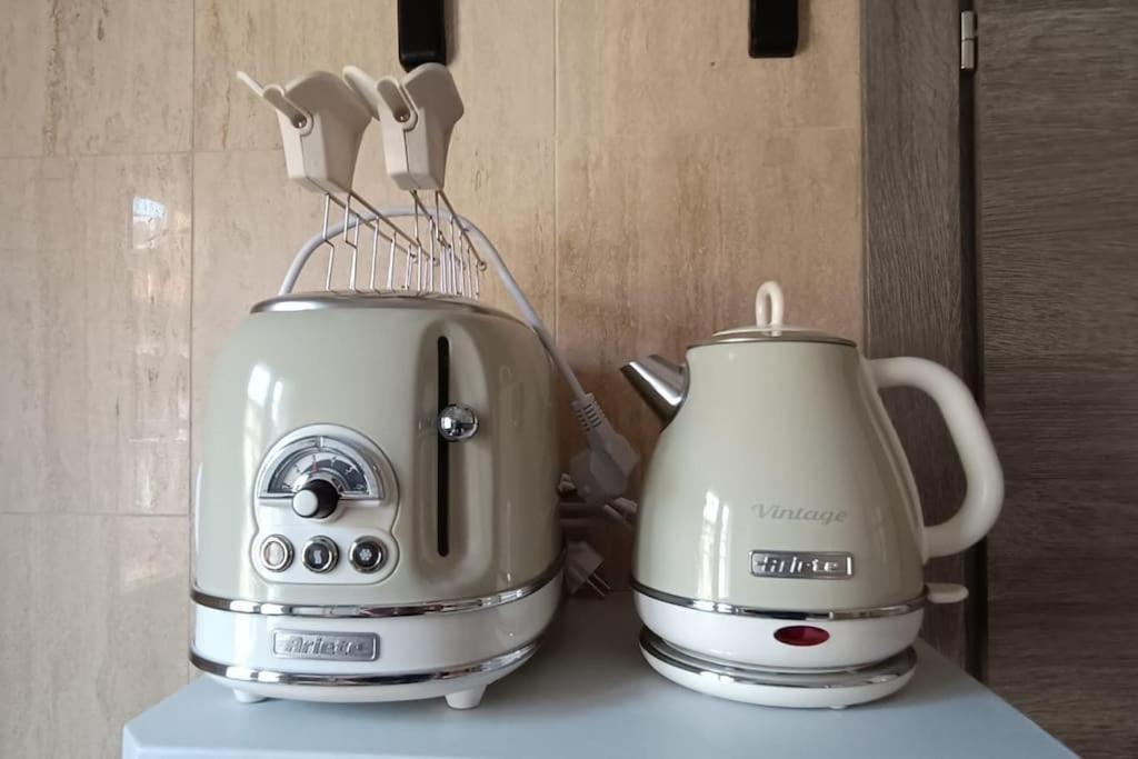 Appartamento Canonica Home, In The Heart Of The *