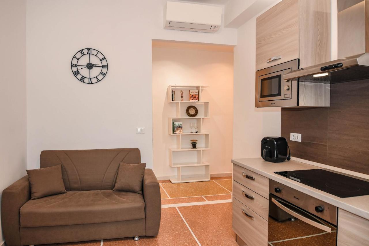 Fontanesi Apartment *