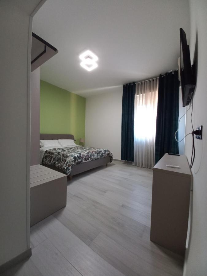 L.ady Bologna