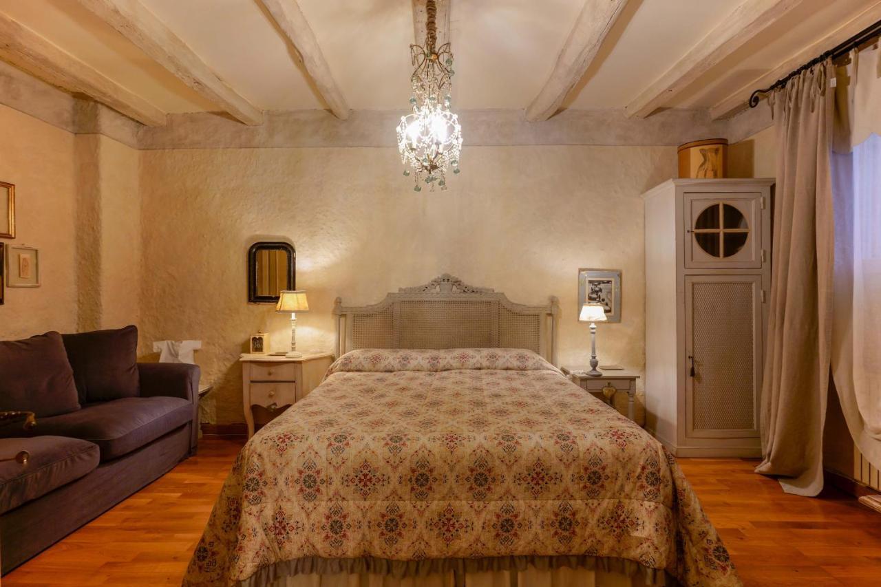 Gallery Guest house *