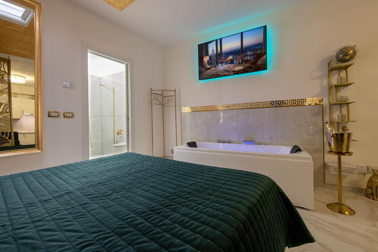 Fashion Gold With Jacuzzi & Car Garage * Bolonha
