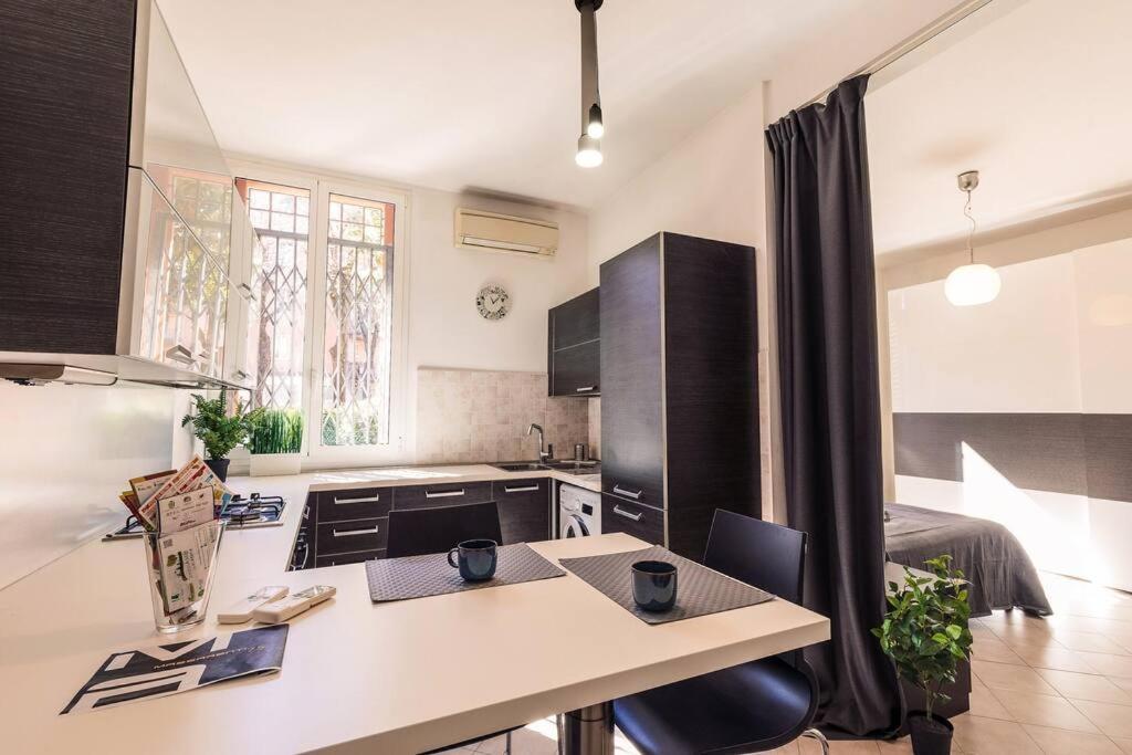 Loft - 1 Min Hospital S.orsola - Free Parking Appartamento *