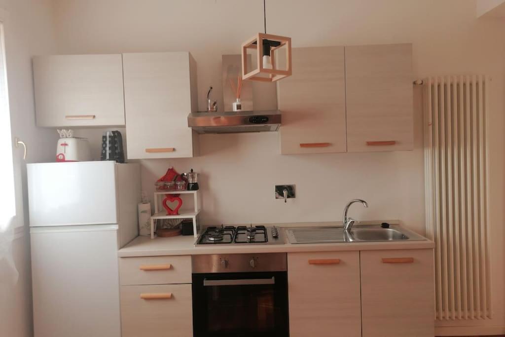 La Casa Di Giulia, Spazioso Loft Su Due Livelli A 10 Minuti Di Macchina Dal Centro Apartamento