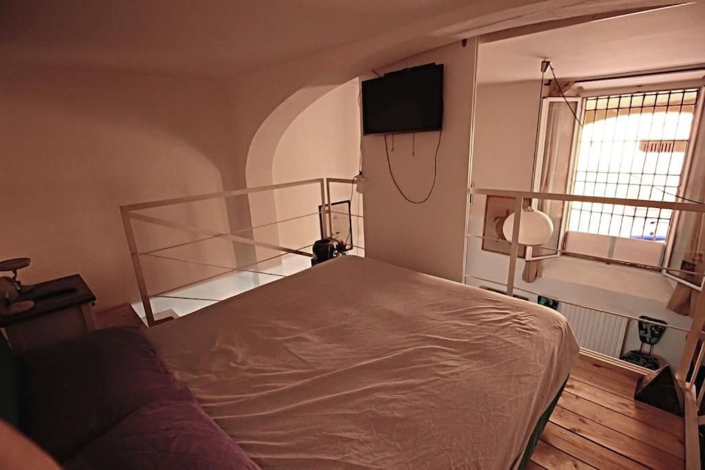 Lovely Flat, Ground Floor Centre Of Bologna! :) Apartment