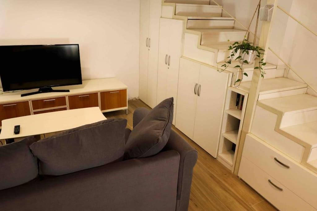 Apartment Lovely Flat, Ground Floor Centre Of Bologna! :) *